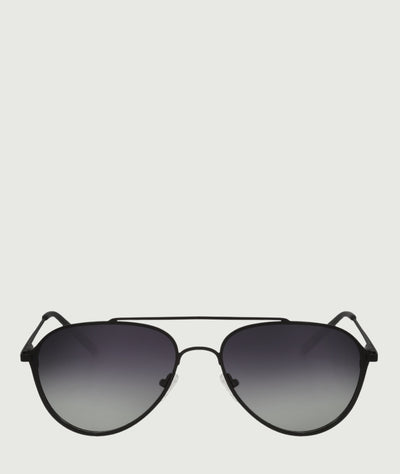 Aviator sunglasses with black gradient  lenses and black metal frame. trendy and stylish