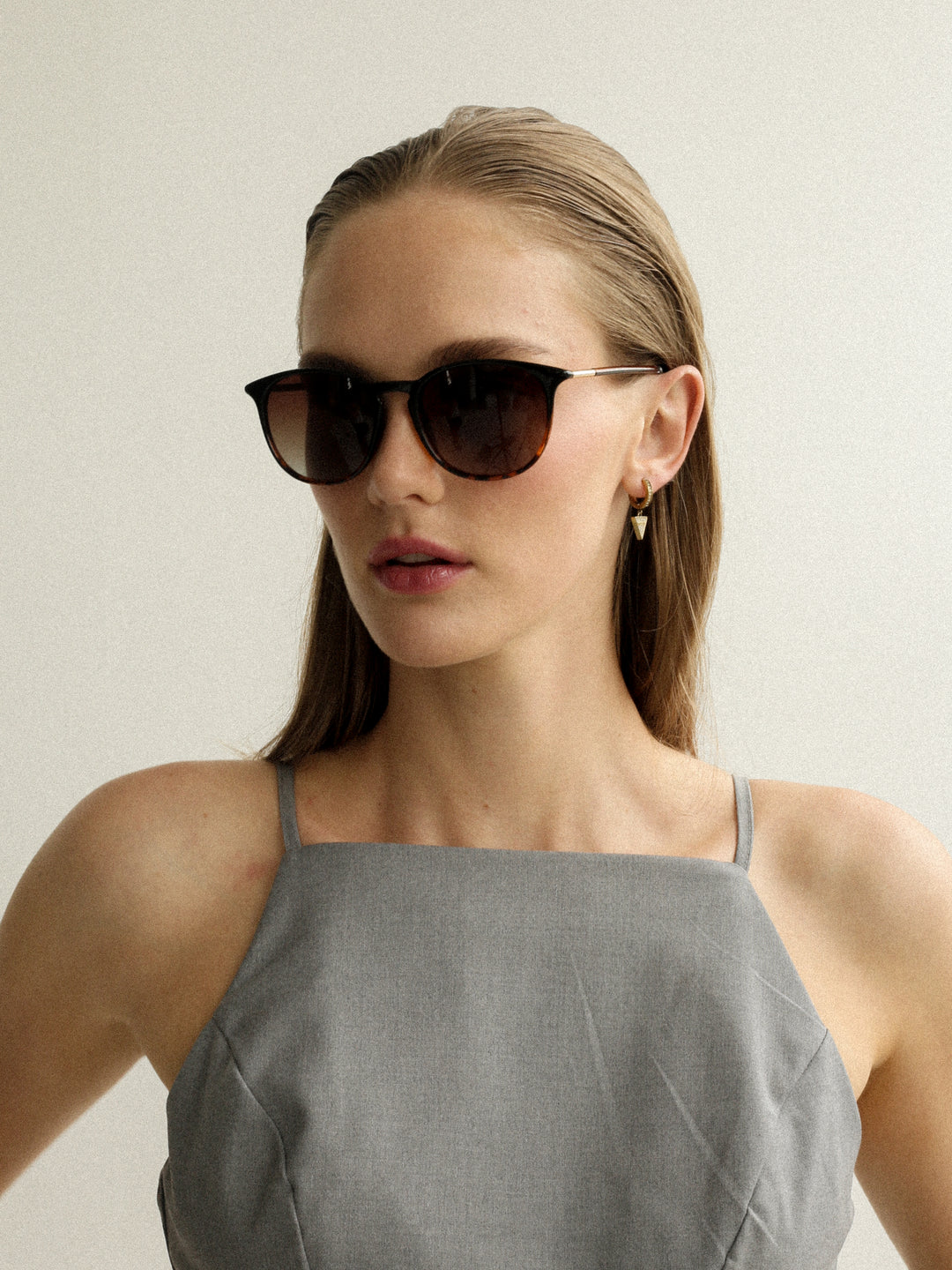 Ratile-SUNGLASSES-round-Brown-Superfine