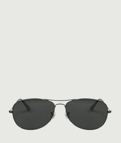 Black Aviator sunglasses with polarised sunglasses and metal frame.